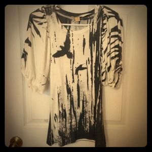 White and grey bird print top