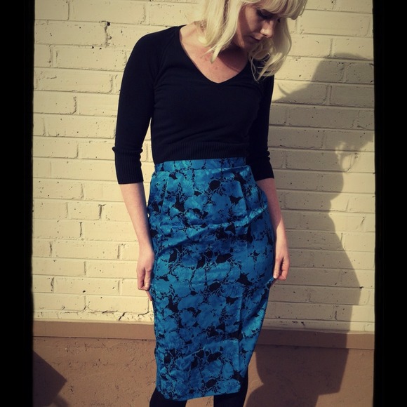 *sold* Vintage Black and Blue Silk Pencil Skirt