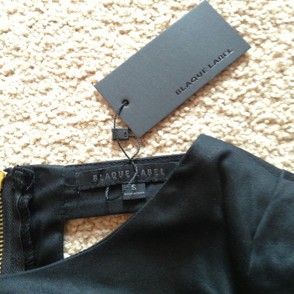 BLAQUE label CUT OUT dress - Picture 2 of 4