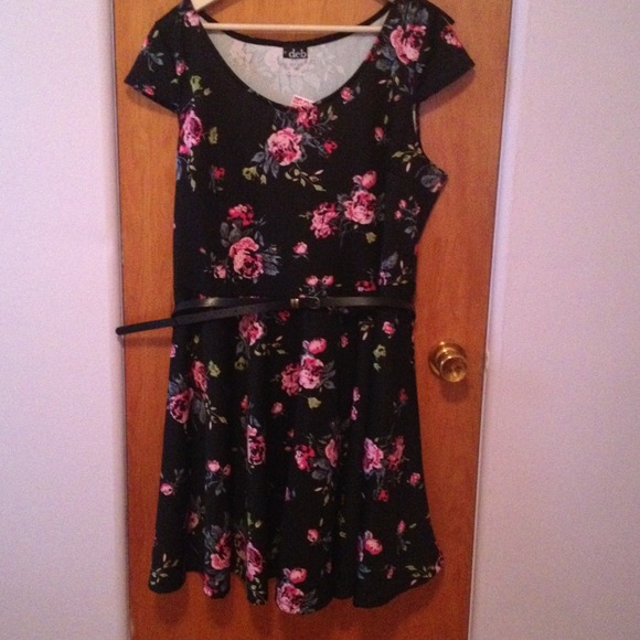 HOLD New DEB Black Floral Dress 3X Plus 18/20