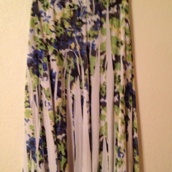 Bundle - Picture 2 of 3