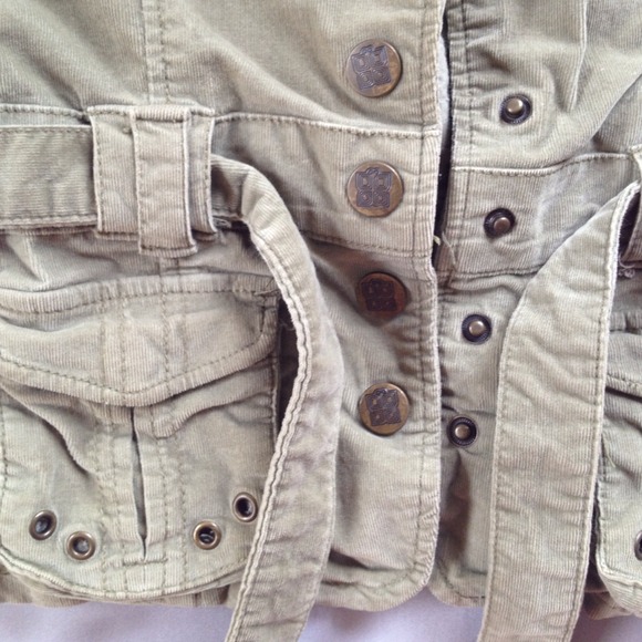 🚫BUNDLED🚫 Army green fitted corduroy jacket - Picture 3 of 4