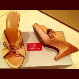 😍Cole Haan Sandals😍. Sorry, no trades.