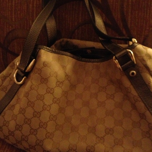 Gucci Abbey bag
