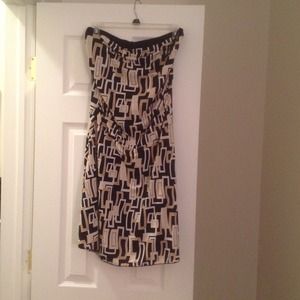 Strapless geometric dress