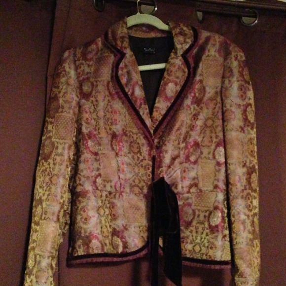 Cute brocade jacket w/ velvet trim.  Worn once! - Picture 1 of 4