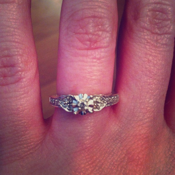 Reduced again!! Zales diamond ring.