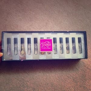 Traded🎁Victoria Secret Eau De Parfum collection.