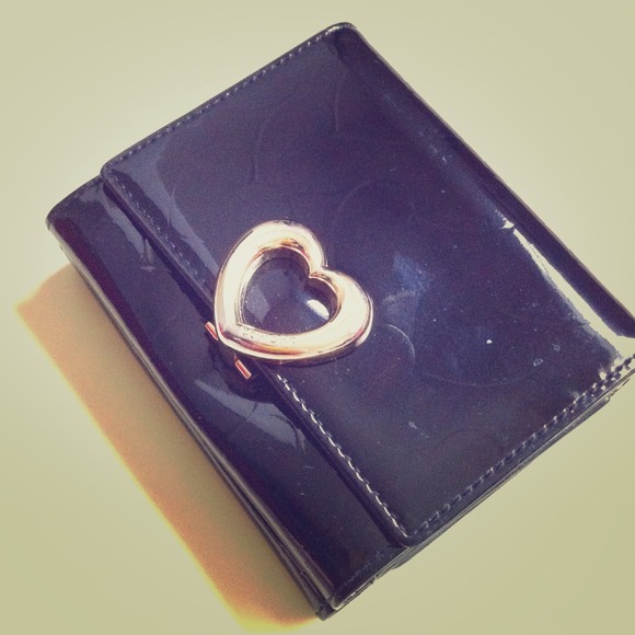 Reduced ⬇Love Cat shiny leather black wallet.