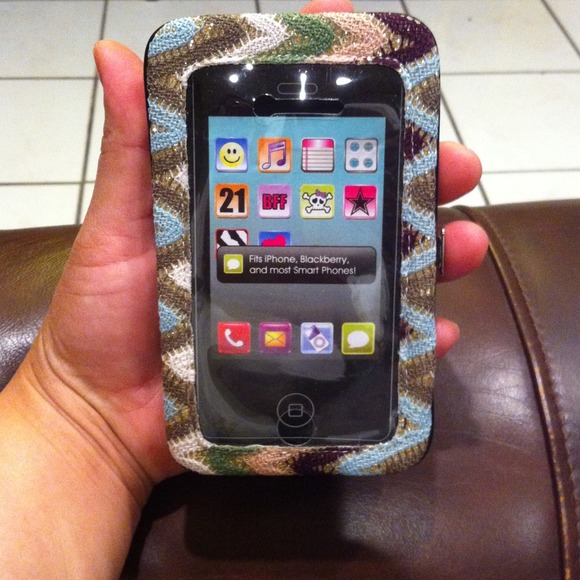 Cell phone Carrier/ID necklace & mirror/ Tweezer