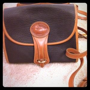 Authentic Dooney & Bourke Crossbody