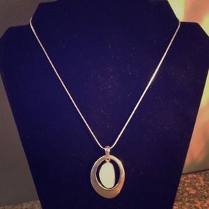 Mother of pearl, silver necklace
