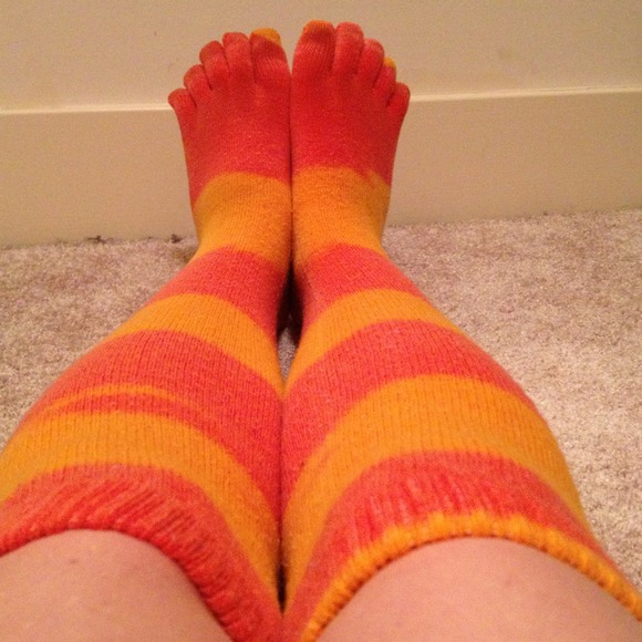 Toe socks! - Picture 2 of 2