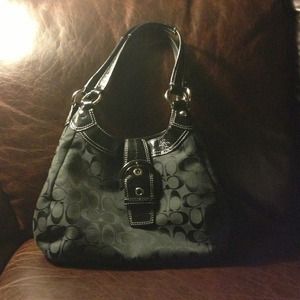 🎈Reduced🎈Authentic Coach purse.