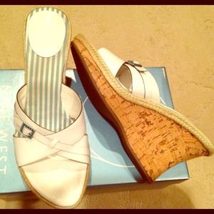 ✨Nine West sandals✨. Sorry, no trades.