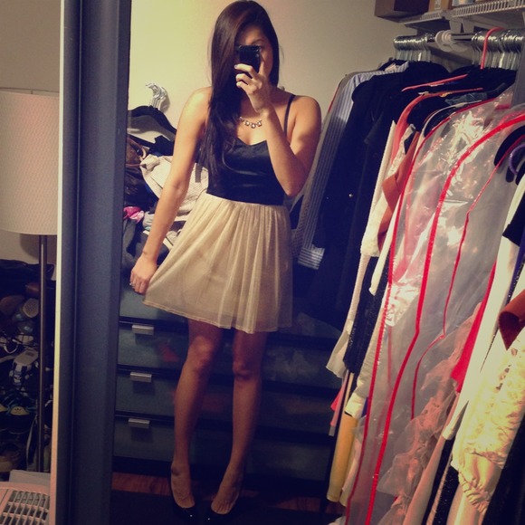 Charlotte Russe Dresses & Skirts - Charlotte Russe -Black/gold dress