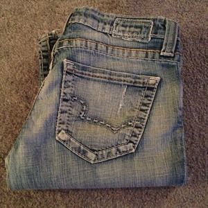 SOLD IN BUNDLE TO @elizabeth85