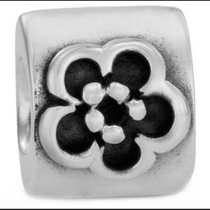 Daisy Sterling Silver Charm