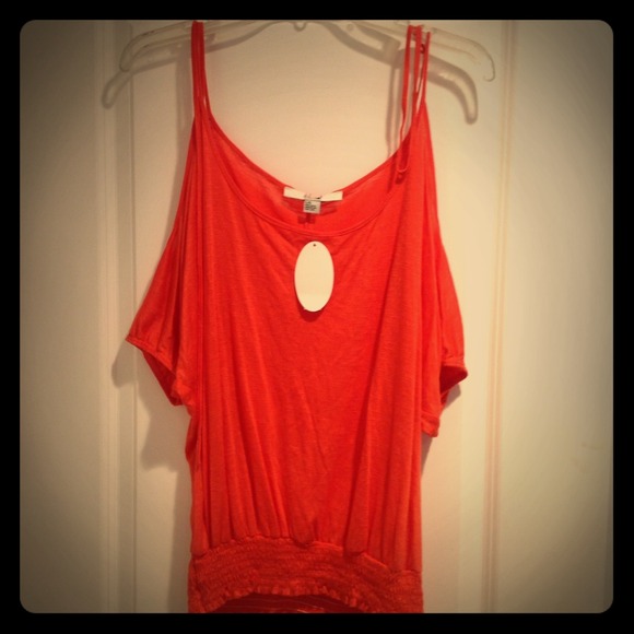 NWT shirt! 💋Reserved💋