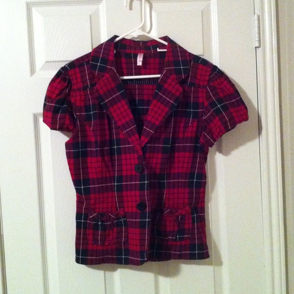 Red and black plaid cap sleeve jacket