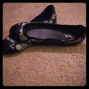 Black and grey coach ballet flats
