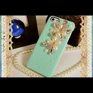 Jewelry iPhone 4/4s case