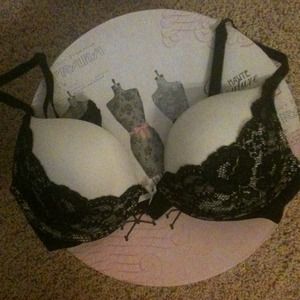 Victoria's Secret bra