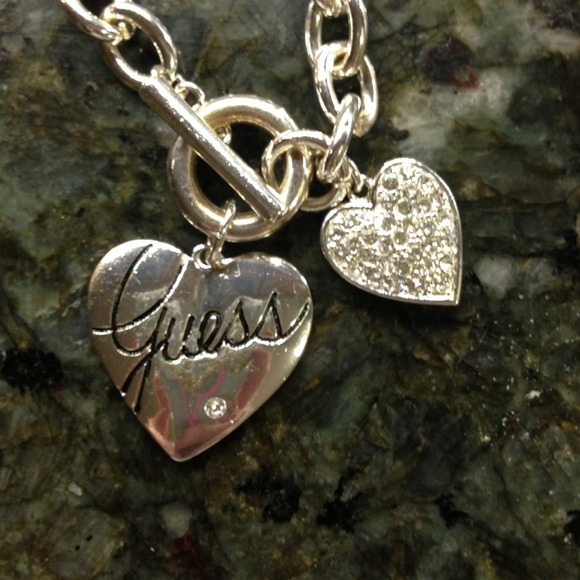 Guess necklace