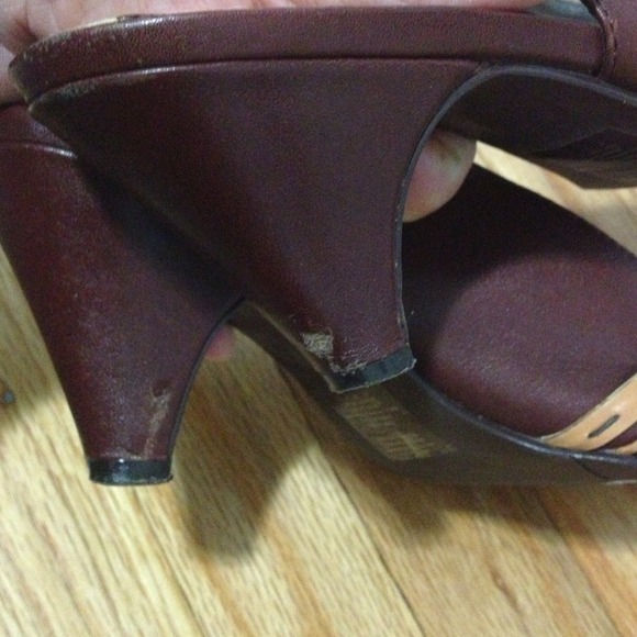 !!!SOLD!!! Kenneth Cole shoes - Picture 3 of 3