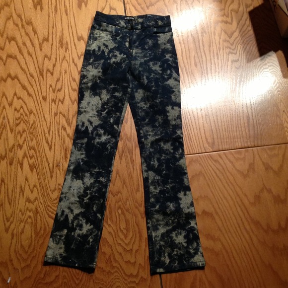 bebe Gold Fleck Jeans - Picture 2 of 4