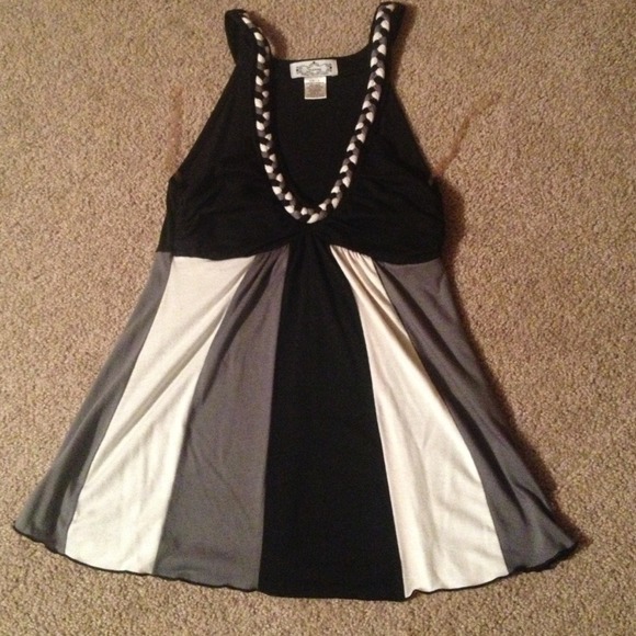 Trixxi tank size medium
