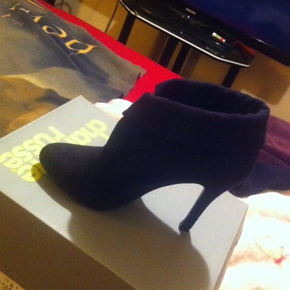 Boot - Picture 2 of 2