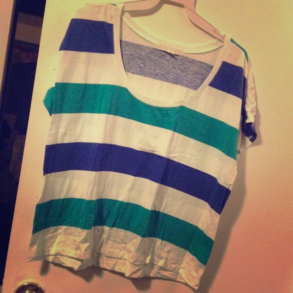 💥BUNDLED💥White/blue/green striped top