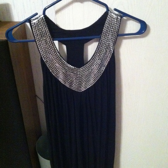 Black top with sequins - Picture 1 of 2