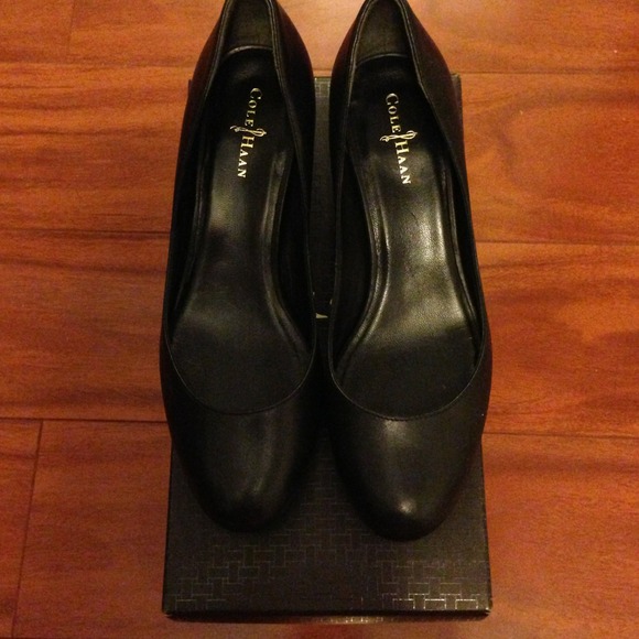 cole haan air talia wedge