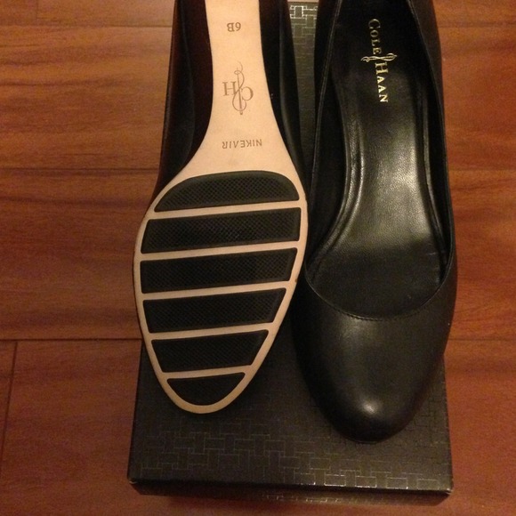 cole haan air talia wedge