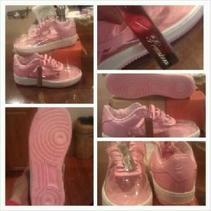 Big kids Air Force 1s pink/white