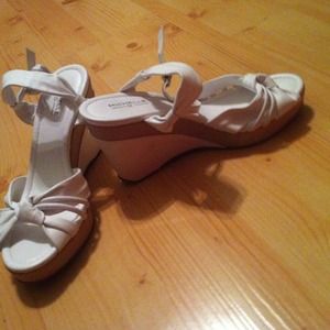 White Michelle D wedges