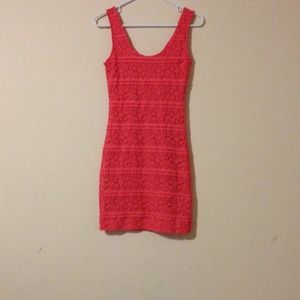 🚫Sold!!🚫Hot pink forever 21 lace dress