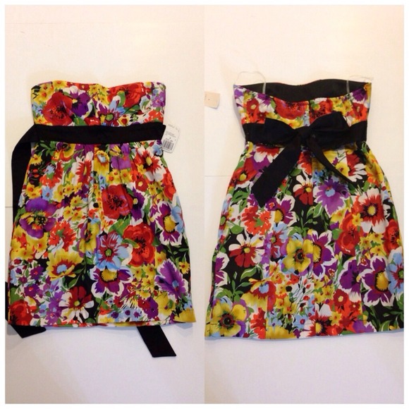 Forever21 Floral Strapless Dress