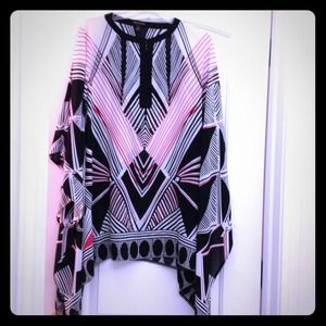 Orange/black and white tunic