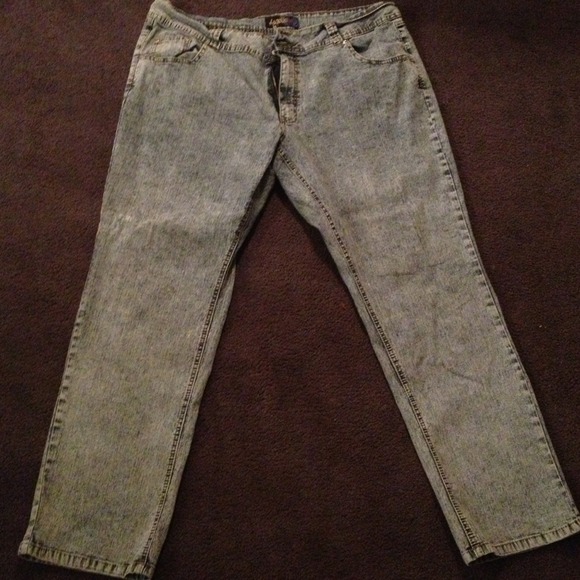 Stone washed jeans