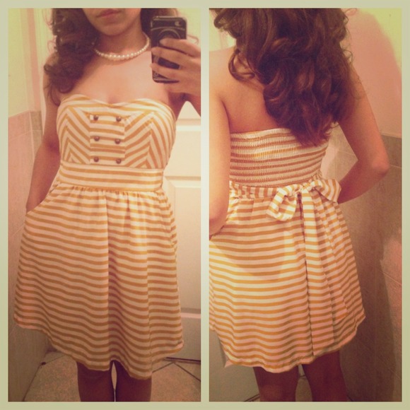 💕F21 striped summer dress !💕