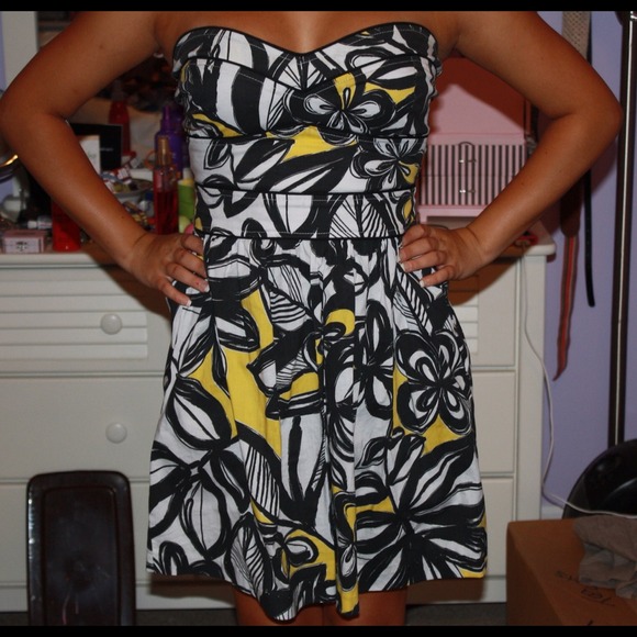 Strapless black/white/yellow summer/spring dress