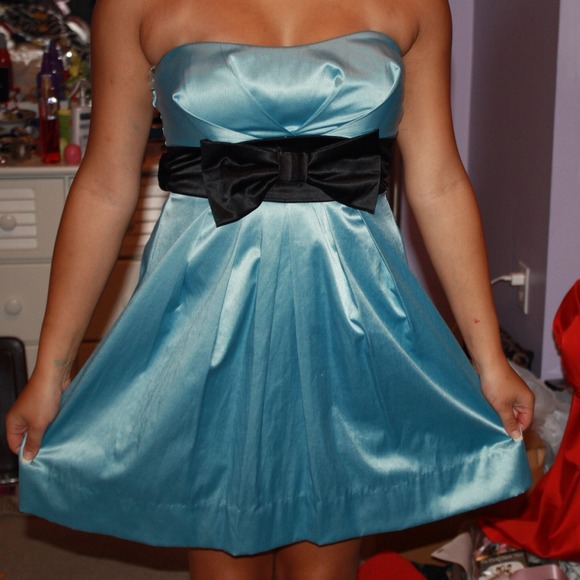 Strapless blue with black bow super cute dress
