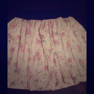 Cute flowy skirt