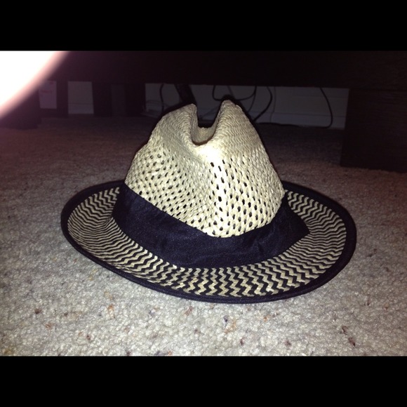 Forever 21 Straw Hat - Picture 2 of 2