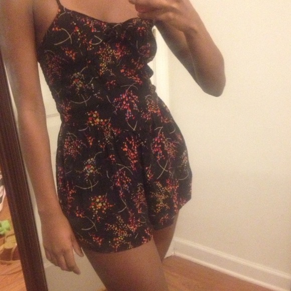 Romper - Picture 2 of 2