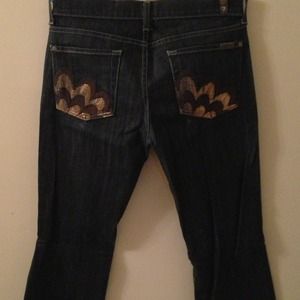 7 for all Mankind boot cut jean with great pockets