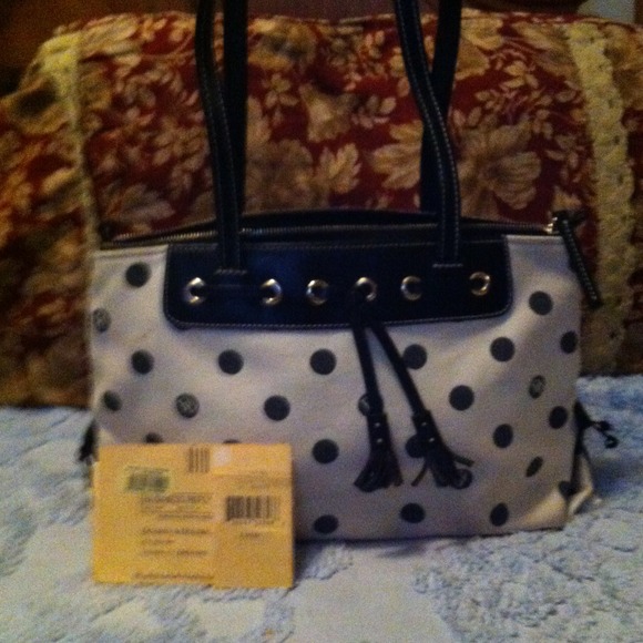 ⭐Reduced⭐ Dooney & Bourke Tote!